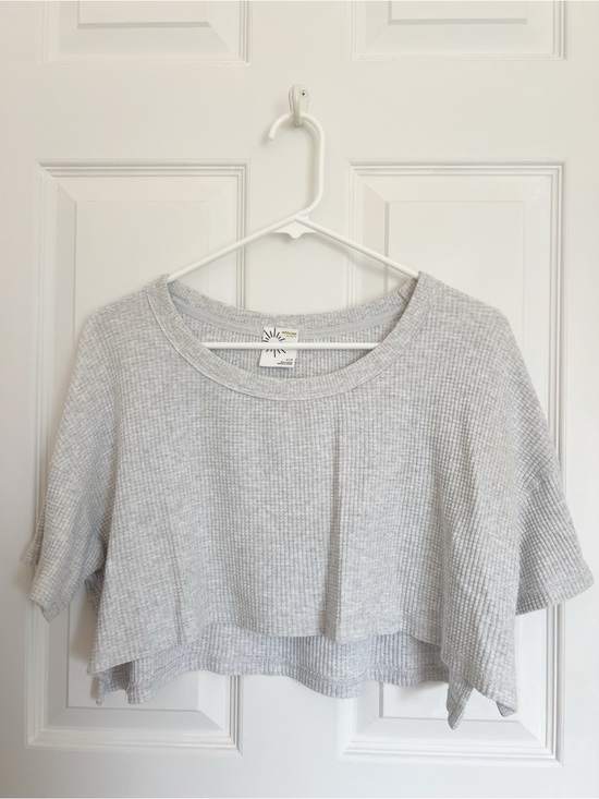 aerie Tops - aerie Light Gray Cropped Short Sleeve Waffle Tee